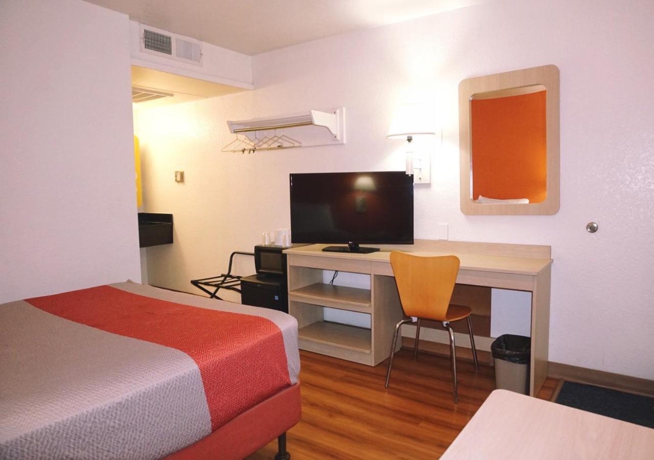 Motel 6-Flagstaff, Az - West - Woodland Village Eksteriør bilde